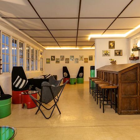 Tea And Experience Factory - Thema Collection Otel Mandaran Newara Dış mekan fotoğraf